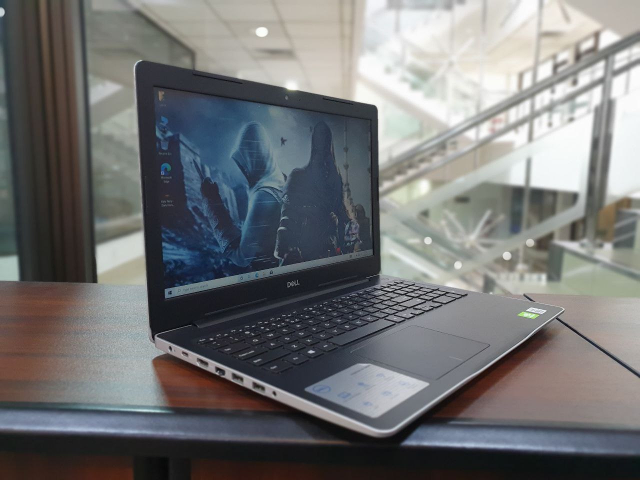 photo6089110023738339470