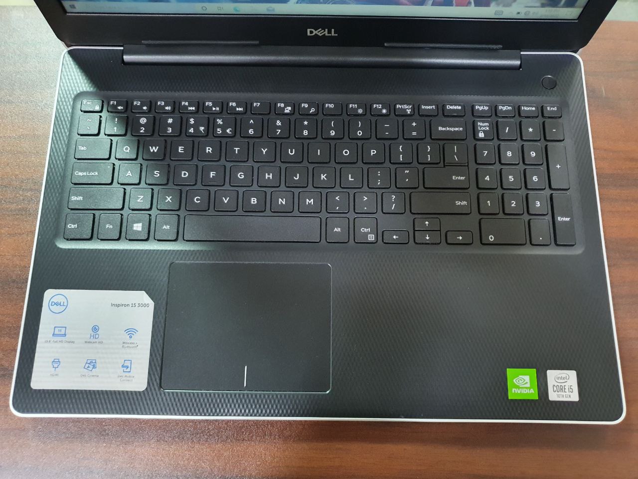 photo6089110023738339475